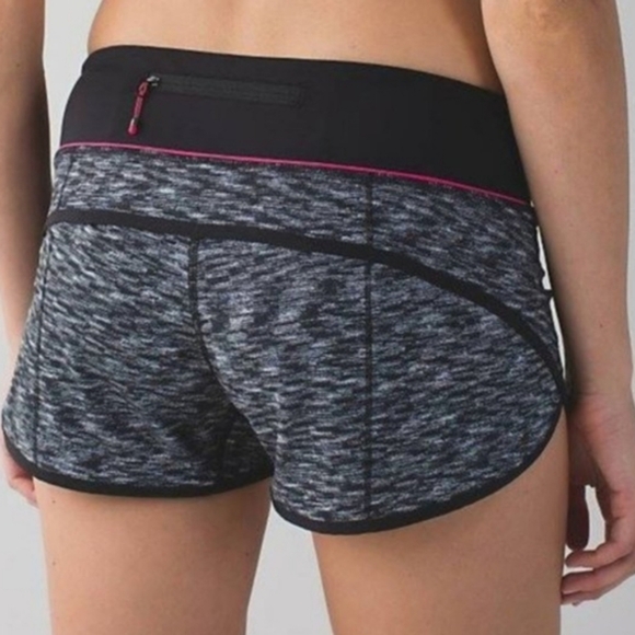 💀Lululemon Speed Short in Dramatic Static - Picture 3 of 15